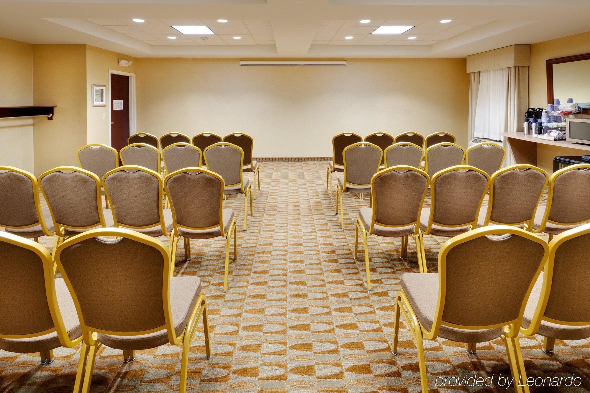 Holiday Inn Express Haskell-Wayne Area By Ihg Facilități foto